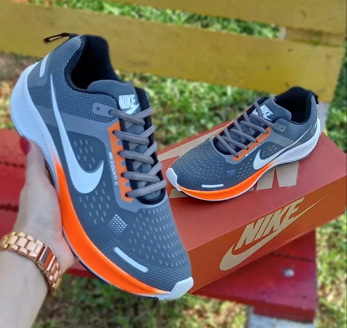 Nike Zoom X — Grafite/Laranja